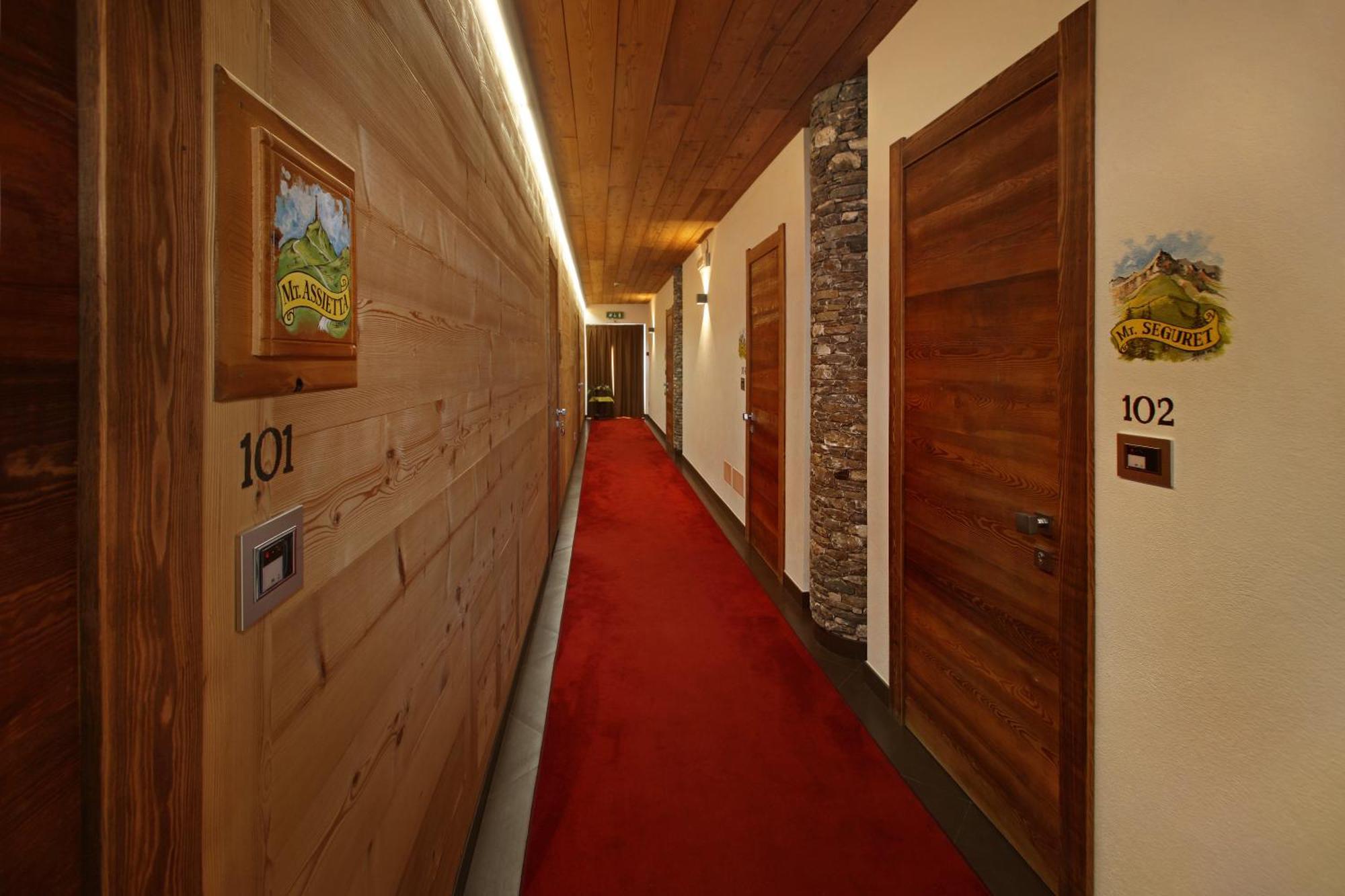 Chalet Allemand Oulx Exterior foto